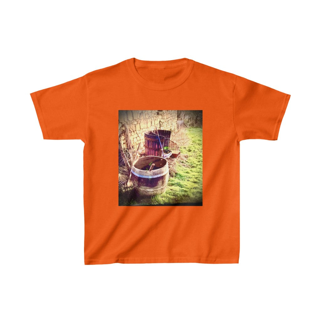 Barrel in the Loire Valley - Kids Heavy Cotton™ Tee