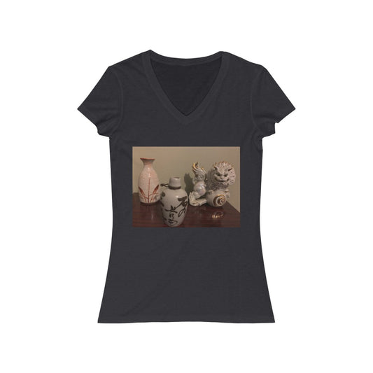 Asian Lion & Tokkuri - Women's Jersey Short Sleeve V-Neck Tee