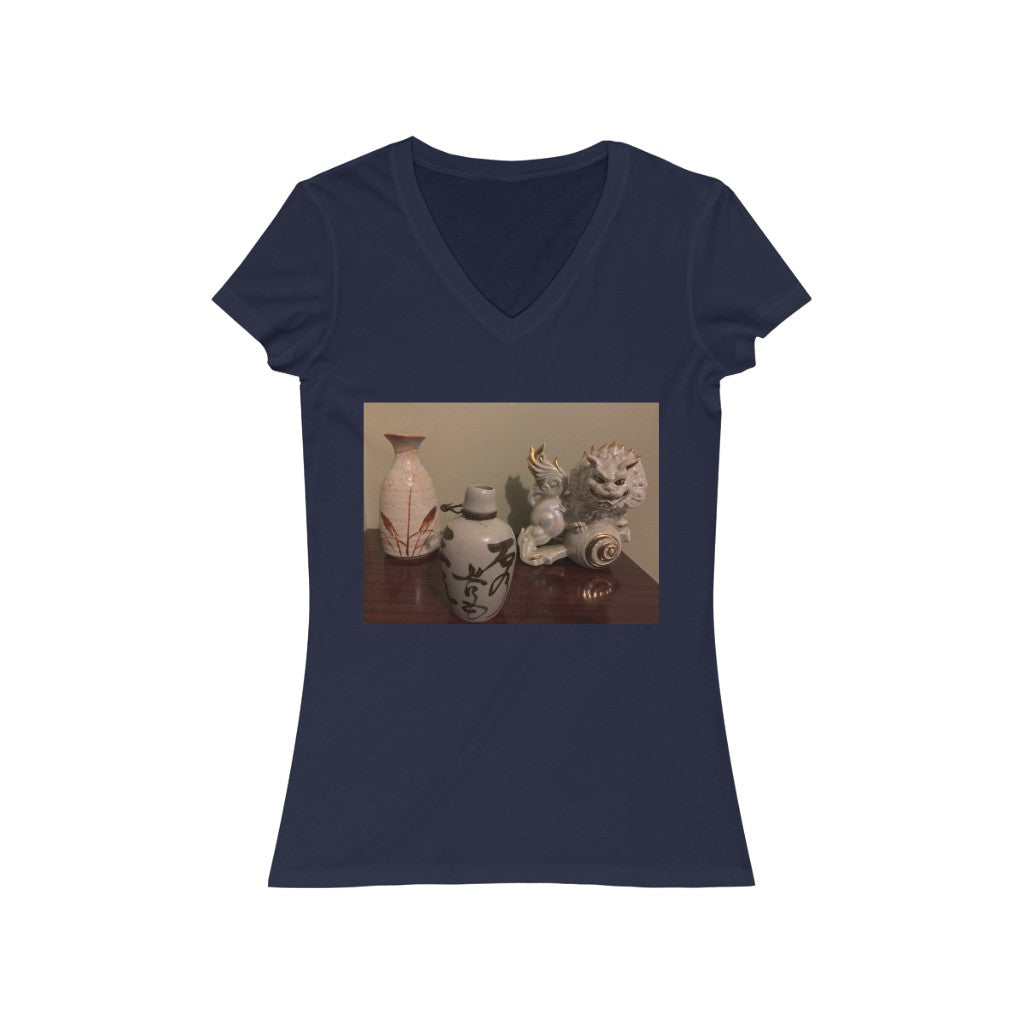 Asian Lion & Tokkuri - Women's Jersey Short Sleeve V-Neck Tee