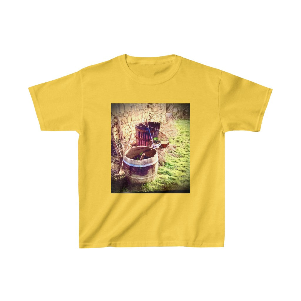 Barrel in the Loire Valley - Kids Heavy Cotton™ Tee