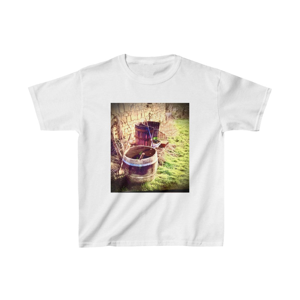 Barrel in the Loire Valley - Kids Heavy Cotton™ Tee